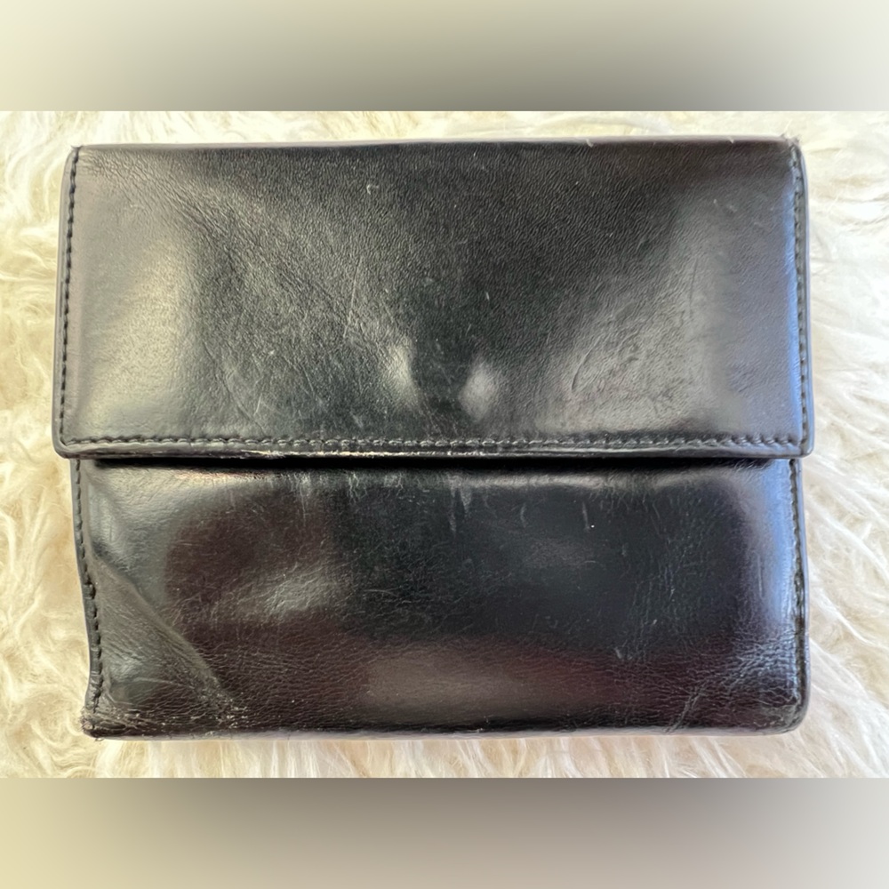 Gucci Black Leather Wallet with Silver Hardware - Picture 6 of 10